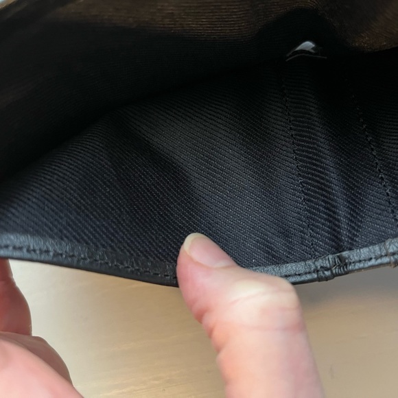 GUESS Mens Black Wallet - Picture 7 of 12